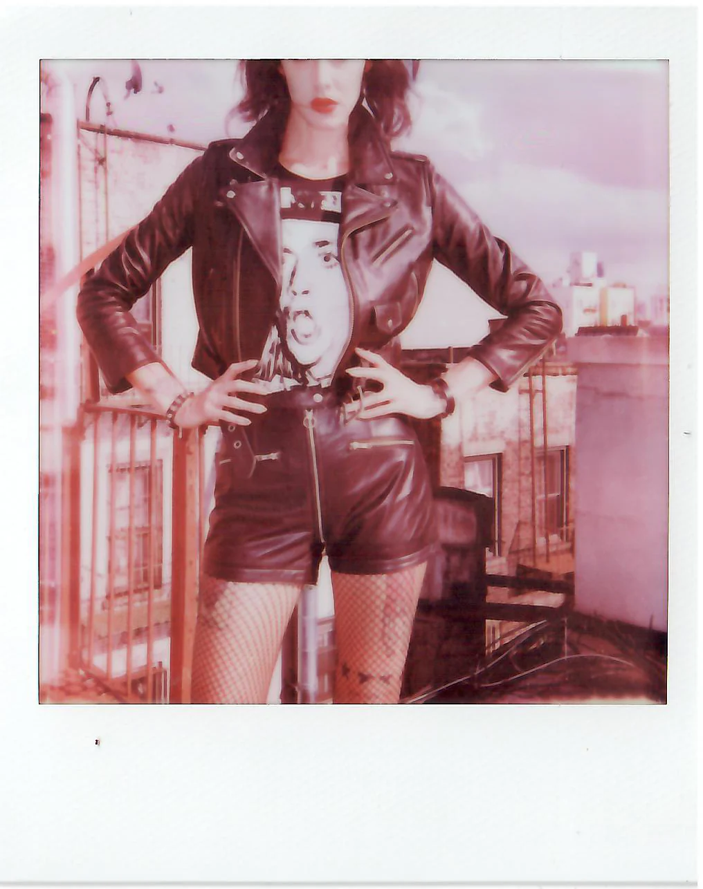 BLACK LEATHER HOT SHORTS - Image 3
